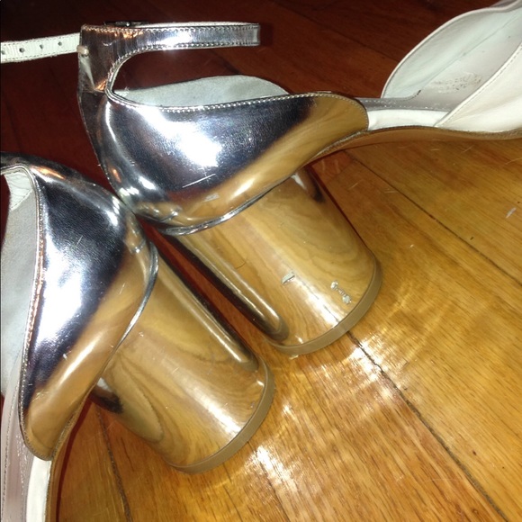 MAISON MARGIELA TABI HEEL - Picture 4 of 6